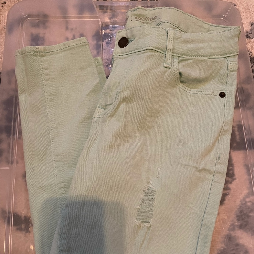 Mint green - mid rise - ankle length